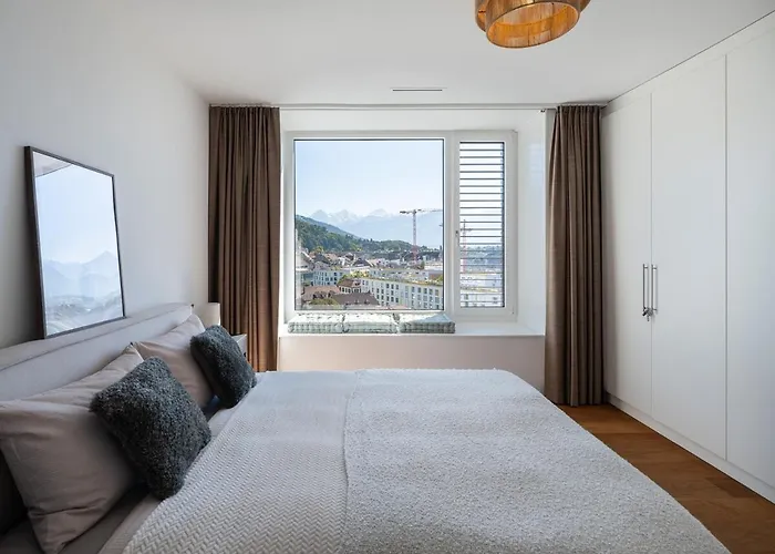 Exclusive Sky Penthouse In Appartamento Thun